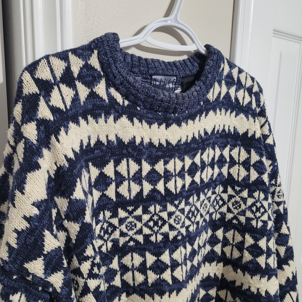 Vintage Navy and Cream 100% Cotton Cozy geometric Sweater